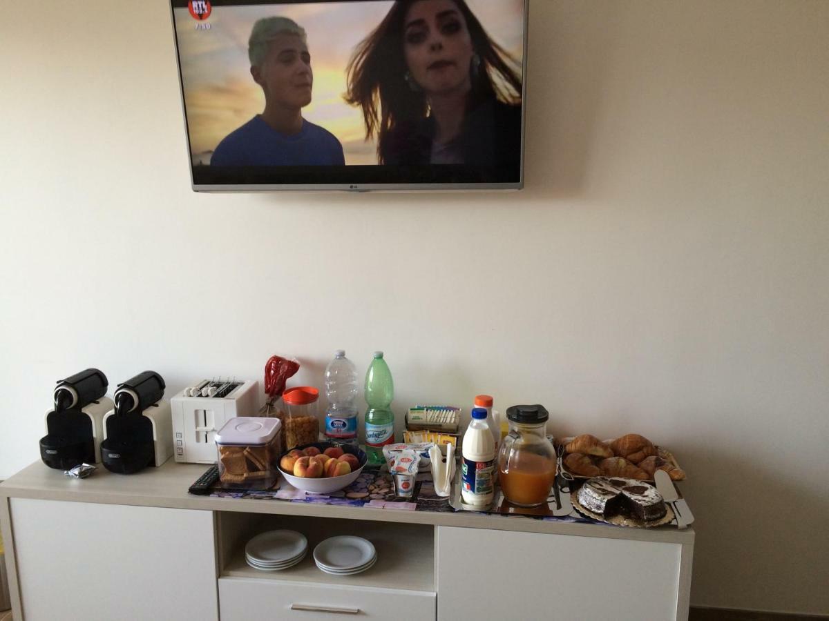 B&B Lineablu Формия Екстериор снимка