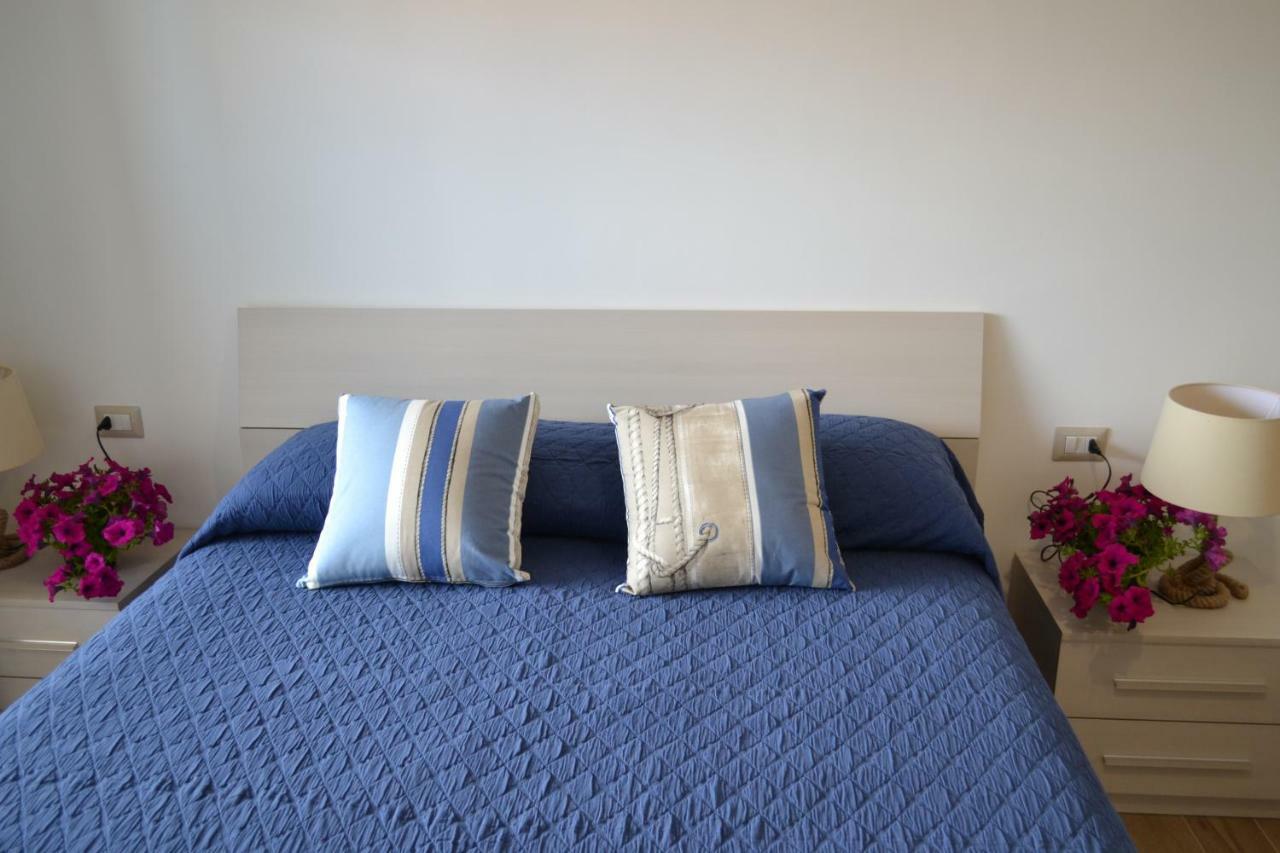 B&B Lineablu Формия Екстериор снимка